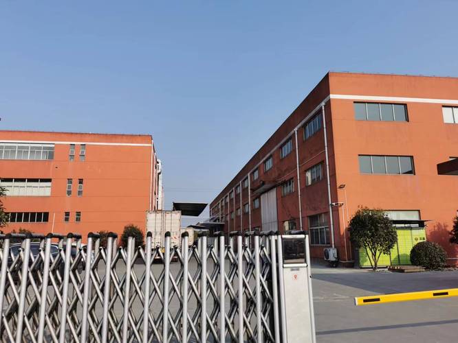 韵斐诗:一家上海化妆品工厂的四五月生存实录